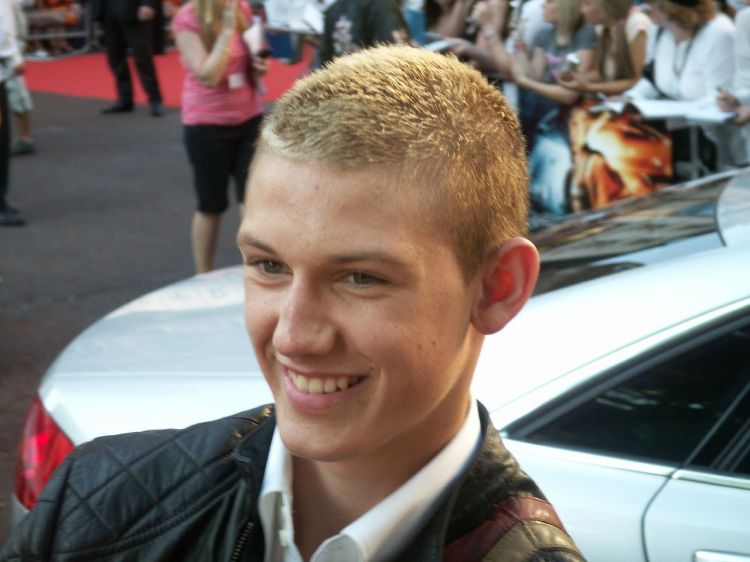 License AttributionShare Alike Some rights reserved by hobbs_luton Alex Pettyfer